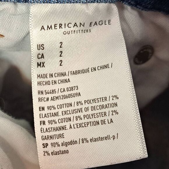 American Eagle Women's Curvy Hi Rise Shortie size 2 - Picture 6 of 6